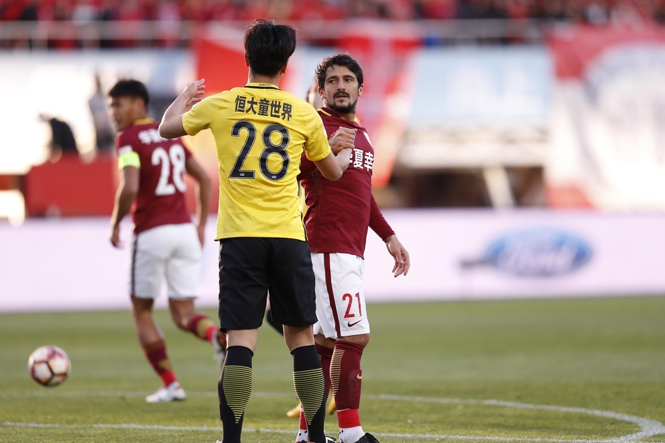 广州恒大客场作战泰国球队,球员状态神秘 广州恒大客场作战泰国球队,球员状态神秘