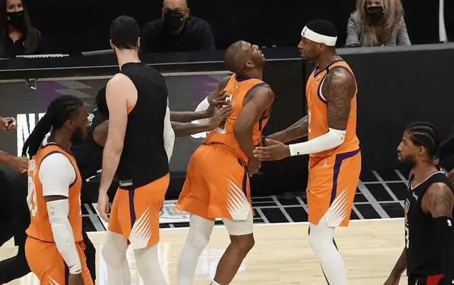 太阳核心受伤勇敢上场，力争晋级