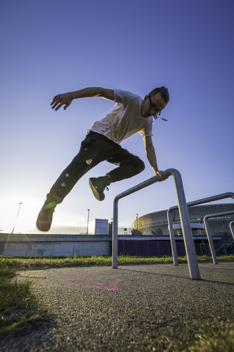 身体力行的运动员们充满斗志